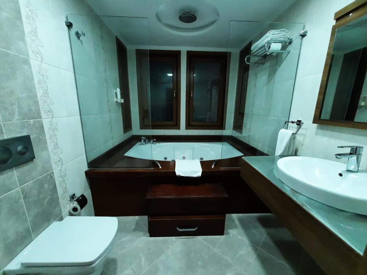 Cesmeli Konak Hotel Силиври Экстерьер фото
